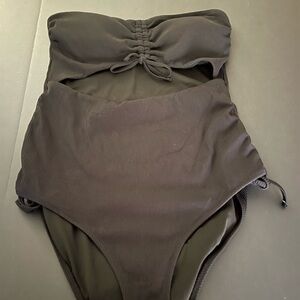 Aerie Bandeau Cut out one piece women’s large